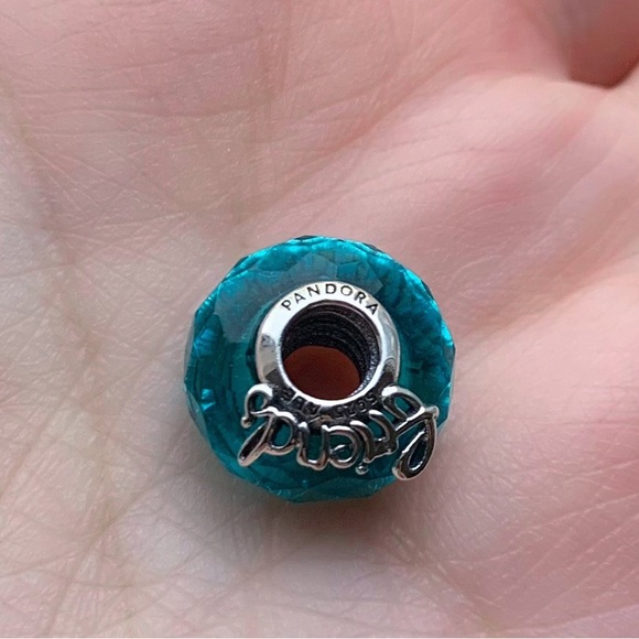 ANNUAL GIFT-AWAY OFFER: PANDORA Faceted Murano Glass Friendship Charm w/box - Picture 8 of 12